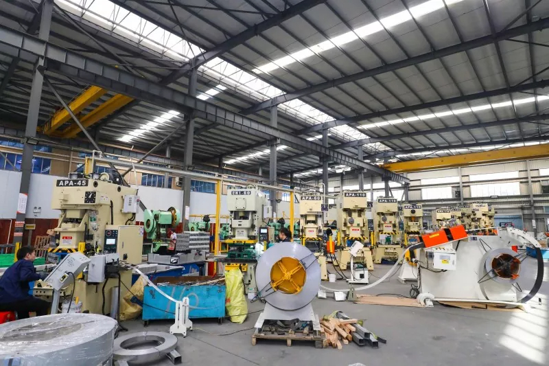 Discovering the Premier Factory for Top Solar Cable Clips in China