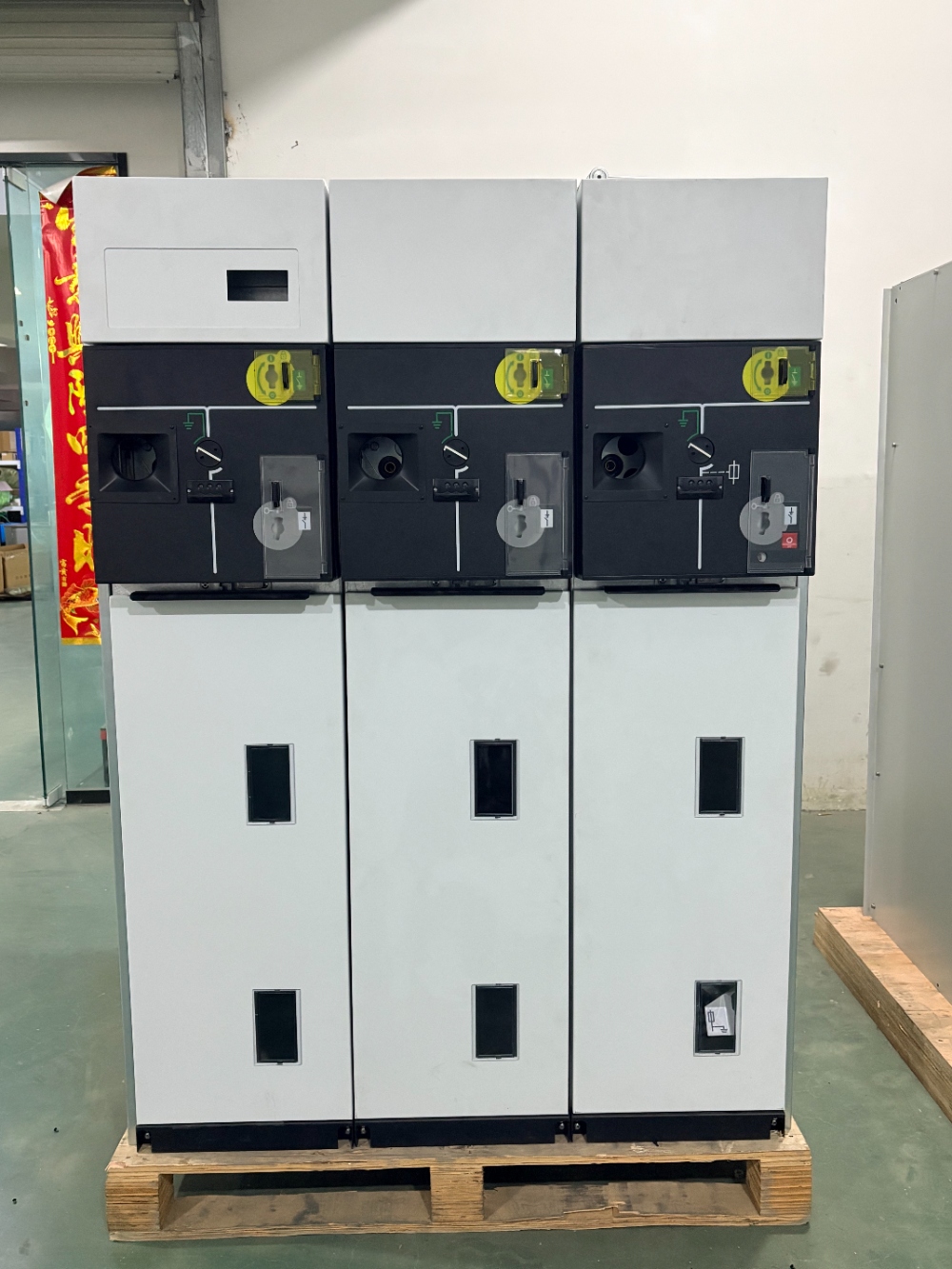 Ring Main Unit Factory: Behind the Scenes of Modern Production